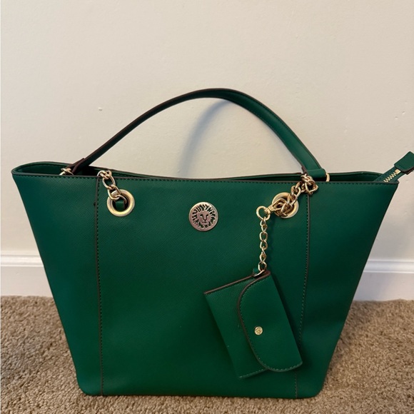 Anne Klein Green Tote Bag with Gold Accents - Picture 1 of 5